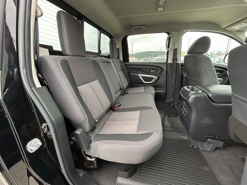Used 2024 Nissan Titan SV w/ SV Convenience Package image 42