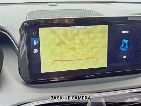 Used 2023 Hyundai Santa Fe SEL FWD image 7