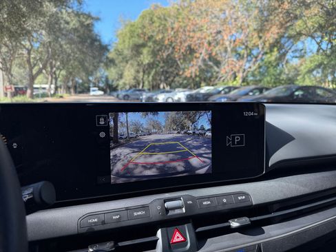 Used 2025 Kia K4 LXS image 17