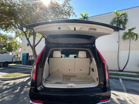 Used 2024 Cadillac Escalade Premium Luxury Platinum image 59