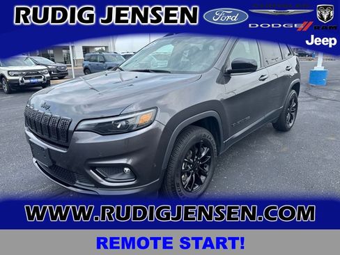 Used 2023 Jeep Cherokee Altitude Lux image 1