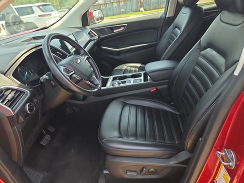 Used 2024 Ford Edge SEL AWD/4WD image 5