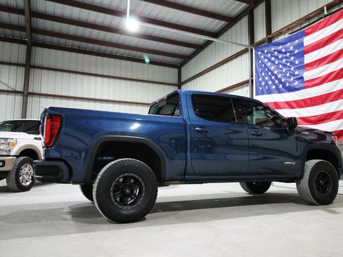 Used 2019 GMC Sierra 1500 AT4 w/ AT4 Premium Package AWD/4WD image 12