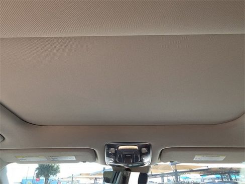 Used 2022 Genesis GV80 2.5T image 16