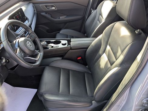 Certified 2021 Nissan Rogue SL w/ Premium Package image 21