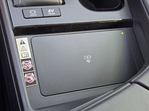 Used 2023 Lexus ES 300h w/ Premium Package FWD image 21
