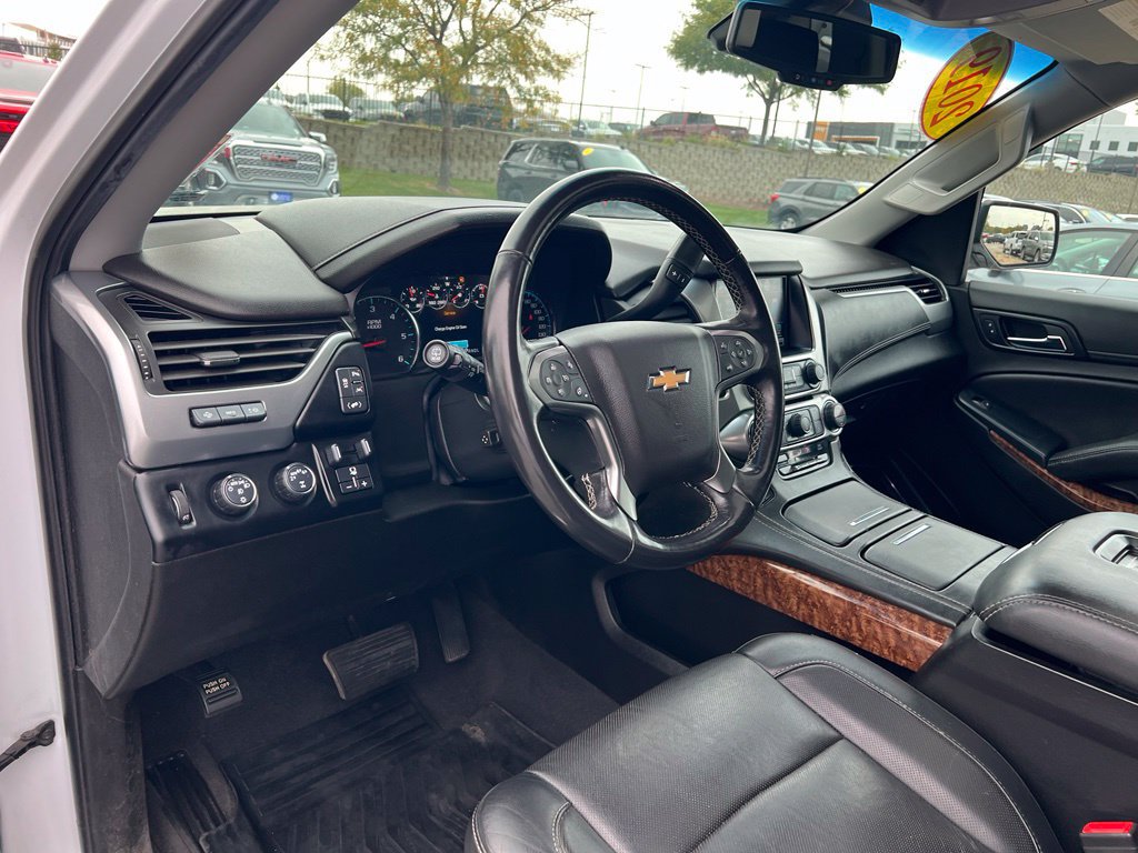 Used 2019 Chevrolet Tahoe Premier AWD/4WD image 17
