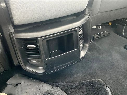 Used 2019 RAM 1500 Big Horn image 11