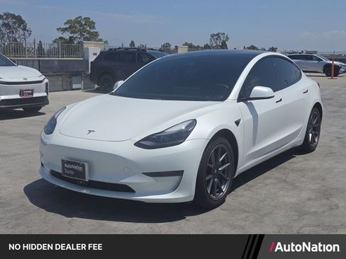 Used 2021 Tesla Model 3 Standard Range Plus RWD image 1