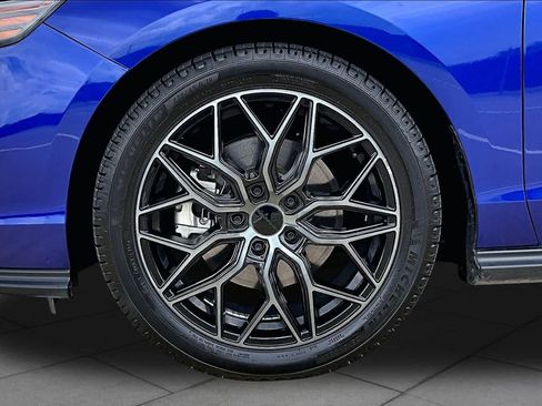 Used 2023 Honda Accord Sport image 11
