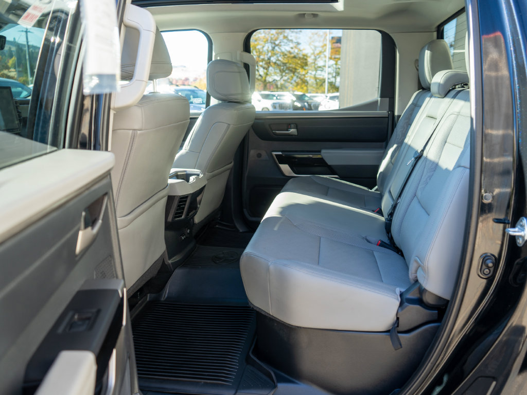 Used 2024 Toyota Tundra Limited AWD/4WD image 13