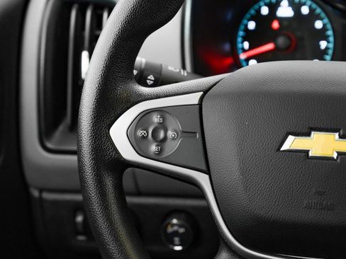 Used 2019 Chevrolet Colorado W/T image 14