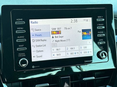 Used 2022 Toyota Camry LE image 17