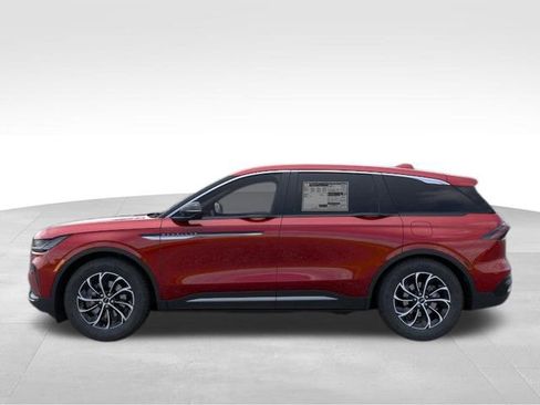 New 2026 Lincoln Nautilus Premier image 4