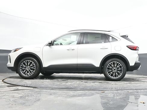 New 2026 Ford Escape SE image 46