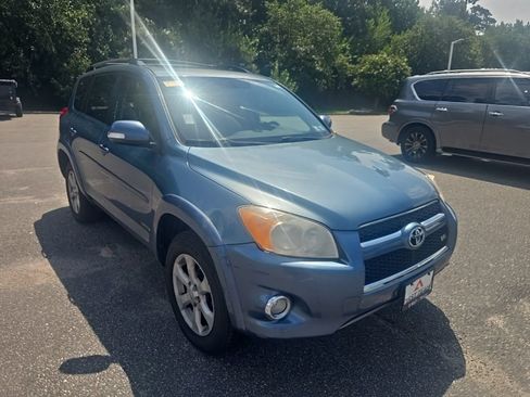 Used 2011 Toyota RAV4 Limited w/ Limited Extra Value Pkg AWD/4WD image 3