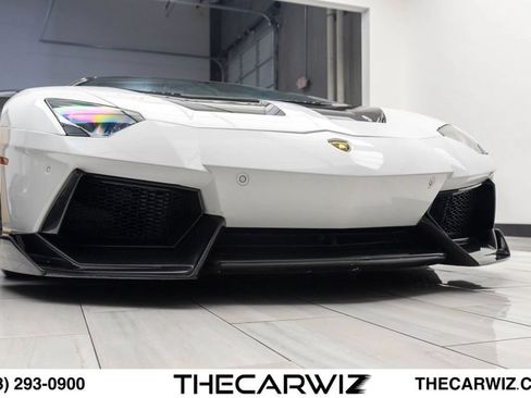 Used 2017 Lamborghini Aventador LP 700-4 AWD/4WD image 7
