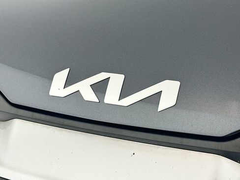 Used 2023 Kia Sportage LX AWD/4WD image 23