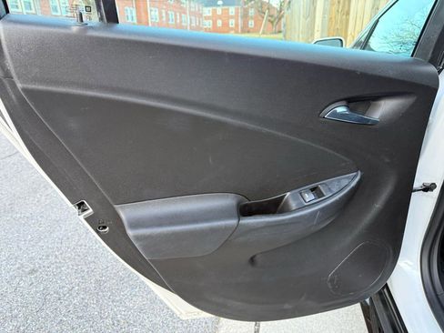 Used 2017 Chevrolet Volt Premier w/ Driver Confidence II Package image 34