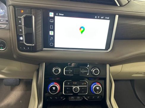 Used 2022 GMC Yukon XL Denali image 23