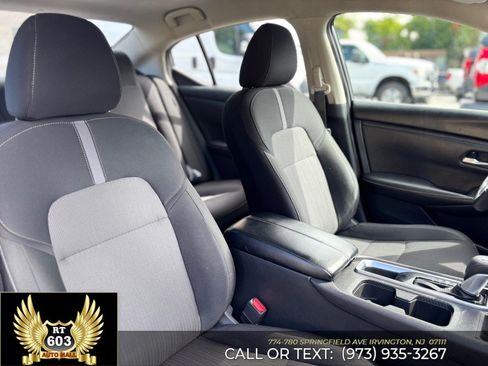 Used 2025 Nissan Sentra SV w/ All-Weather Package FWD image 15