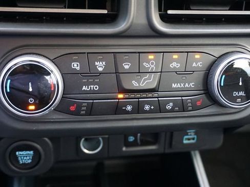 Certified 2024 Ford Maverick Tremor w/ Tremor Off-Road Package AWD/4WD image 32
