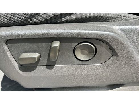Certified 2024 Chevrolet Silverado 2500 LT AWD/4WD image 25
