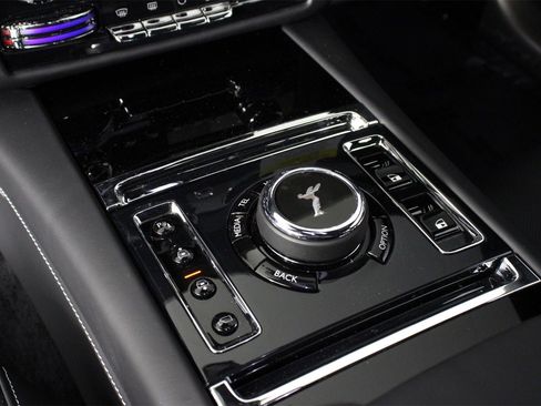 New 2025 Rolls-Royce Ghost image 10