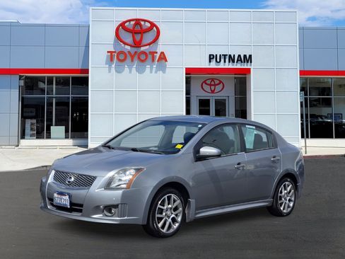 Used 2007 Nissan Sentra SE-R w/ Sunroof Pkg FWD image 8