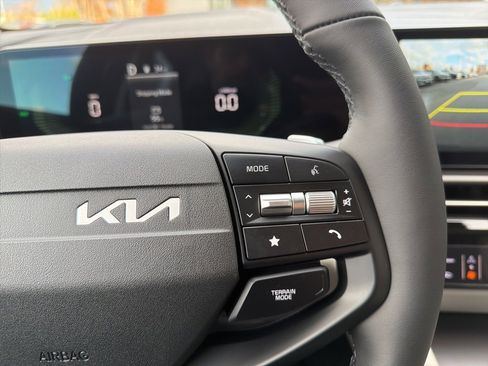 New 2026 Kia Sportage EX image 37