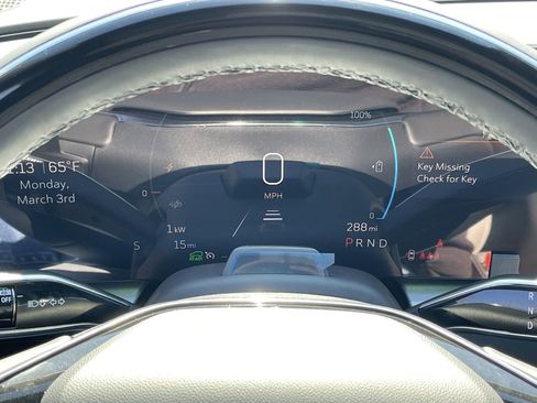 New 2025 Cadillac Lyriq Luxury image 21