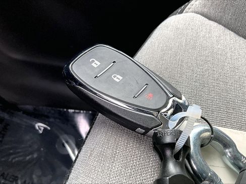 Used 2022 Chevrolet Equinox LS w/ LS Convenience Package image 11