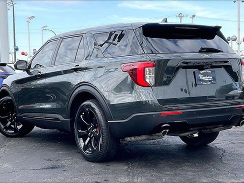 Certified 2022 Ford Explorer ST-Line image 9