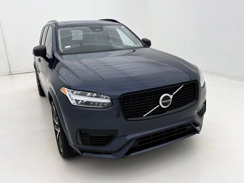 Used 2023 Volvo XC90 T8 Ultimate image 3
