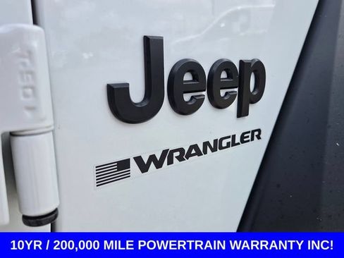 Used 2025 Jeep Wrangler Unlimited Sport AWD/4WD image 18