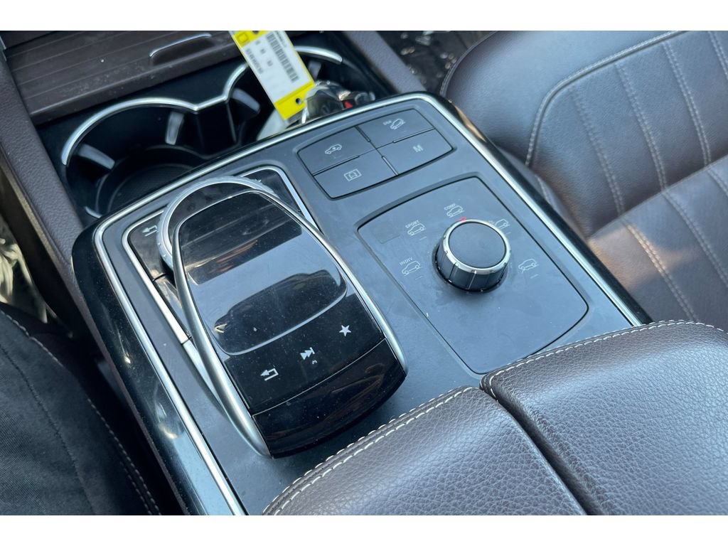 Used 2018 Mercedes-Benz GLS 450 4MATIC image 30