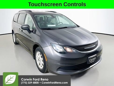 Used 2020 Chrysler Voyager Lxi FWD image 1