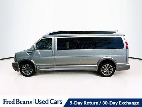 Used 2023 GMC Savana 2500 Extended RWD image 5