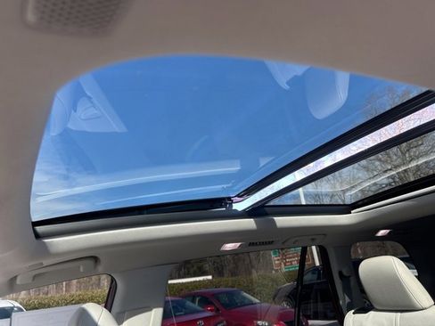 Used 2025 Toyota Grand Highlander Limited image 33