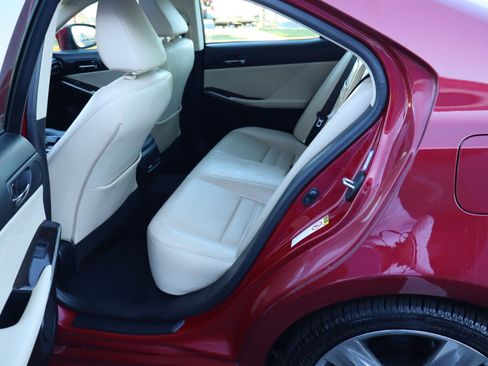 Used 2014 Lexus IS 350 image 27