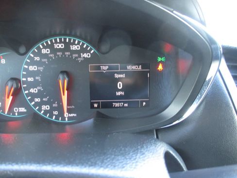 Used 2018 Chevrolet Trax LS image 14