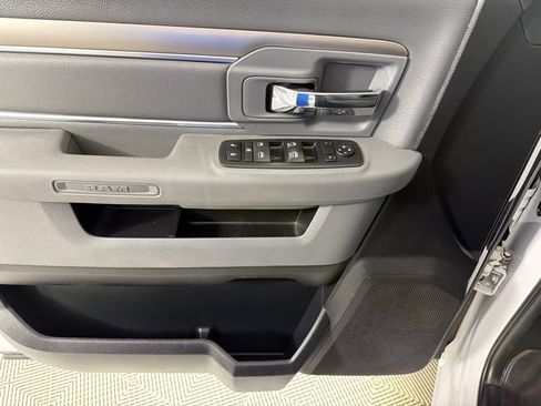 Used 2017 RAM 1500 Big Horn AWD/4WD image 10