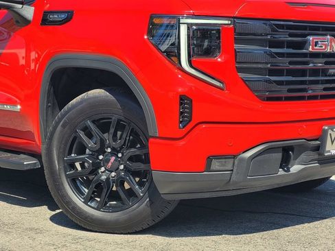 Used 2024 GMC Sierra 1500 Elevation w/ Elevation Premium Package AWD/4WD image 4