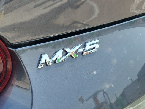 Used 2016 MAZDA MX-5 Miata Grand Touring RWD image 6