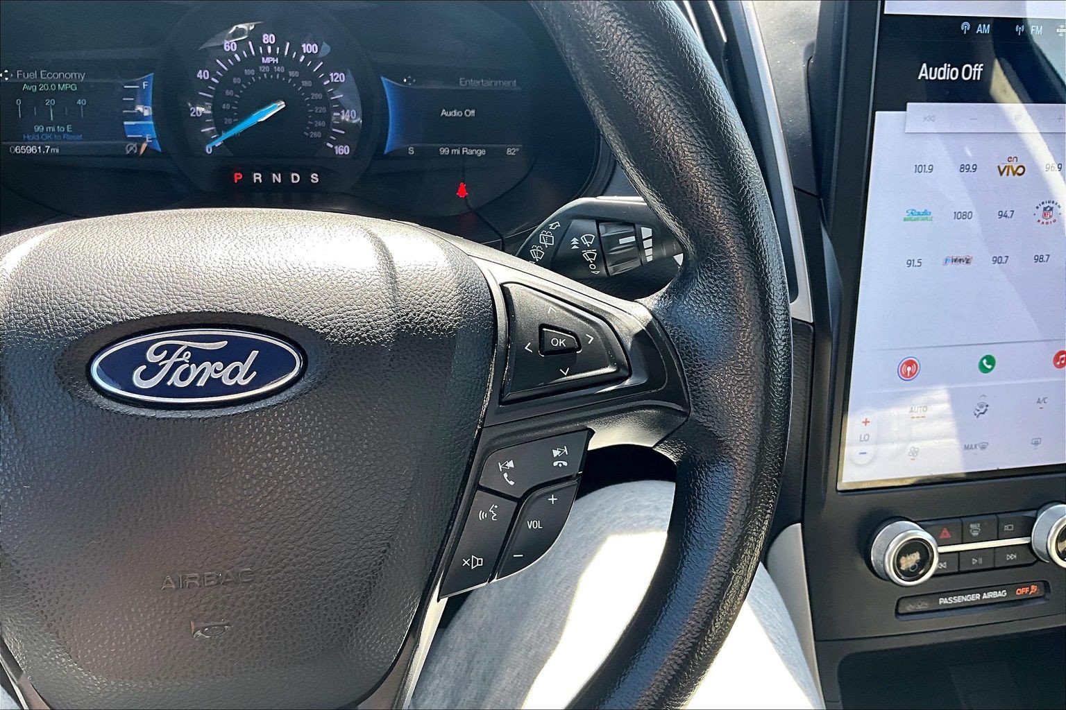 Used 2022 Ford Edge SE w/ Black Appearance Package AWD/4WD image 23