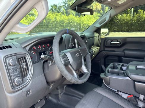 Used 2024 Chevrolet Silverado 1500 Custom Trail Boss AWD/4WD image 20