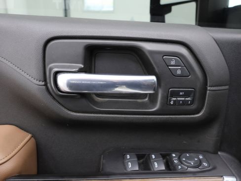 Used 2022 Chevrolet Silverado 3500 High Country w/ Safety Package II AWD/4WD image 53