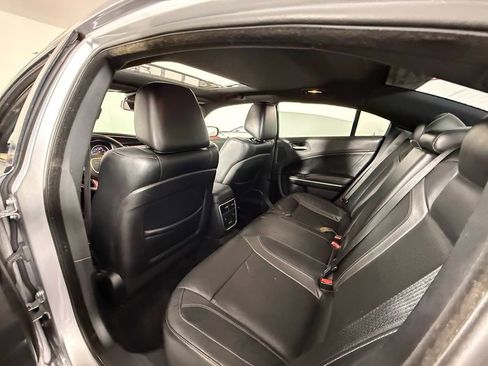 Used 2015 Dodge Charger SXT w/ Premium Group image 23