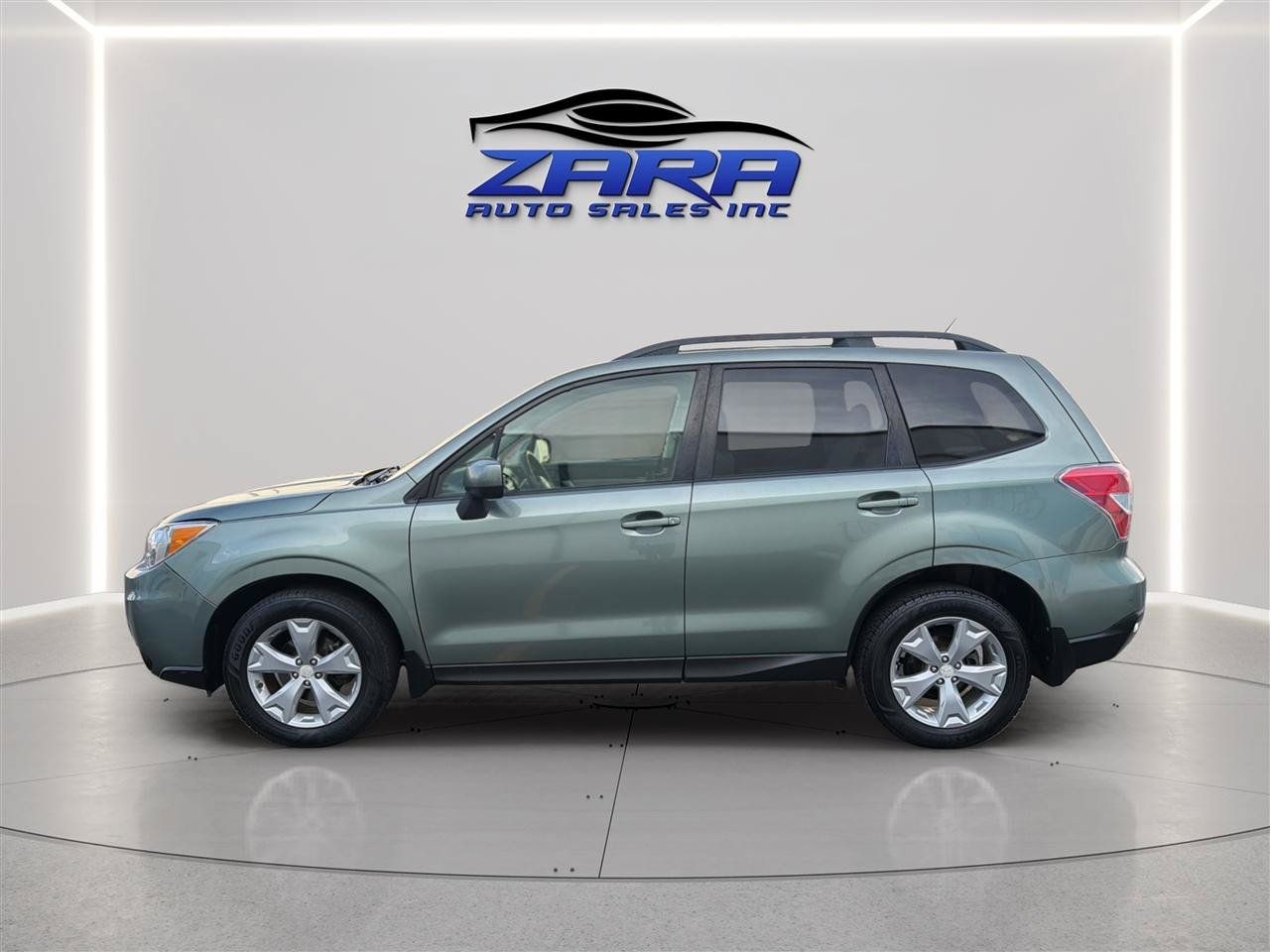 Used 2014 Subaru Forester 2.5i Premium w/ Protection Package #1 AWD/4WD image 4