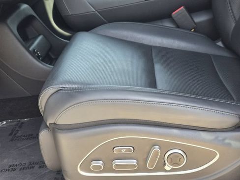 Certified 2026 Hyundai Palisade Calligraphy AWD/4WD image 16